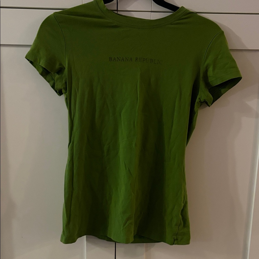 Banana Republic Olive Short Sleeve Tee